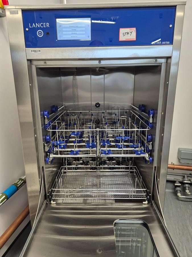 Getinge Lancer 1400 LXP Ultima Laboratory Glassware Washer