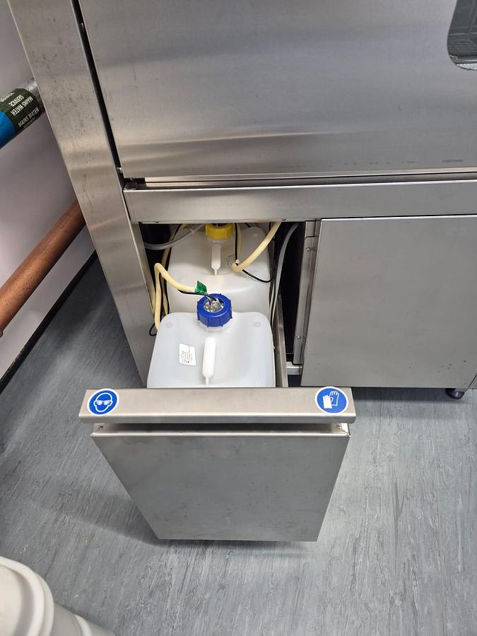 Getinge Lancer 1400 LXP Ultima Laboratory Glassware Washer, image 3