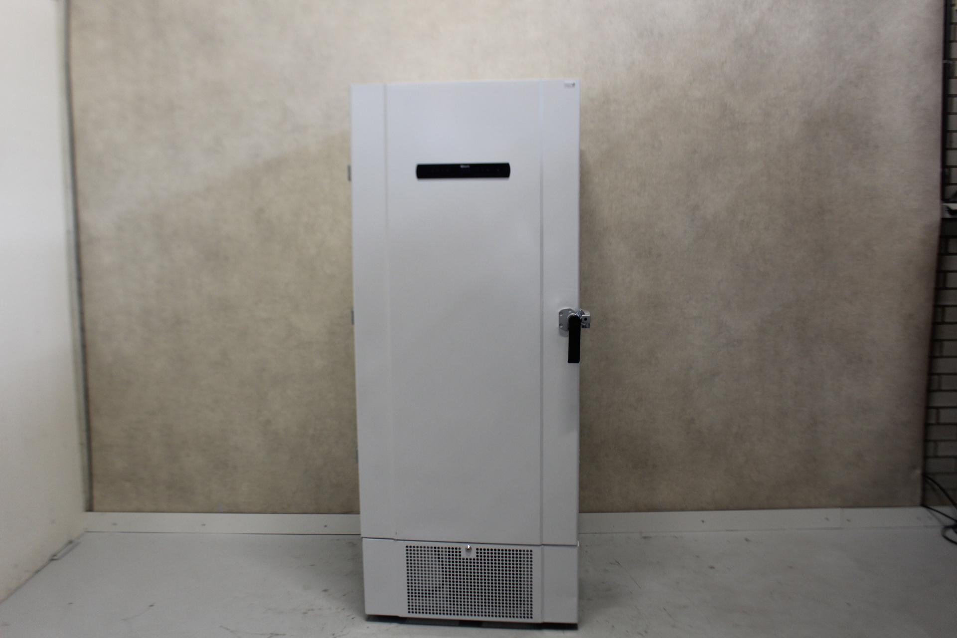 Gram BioUltra UL570LG -80°C Ultra Low Freezer