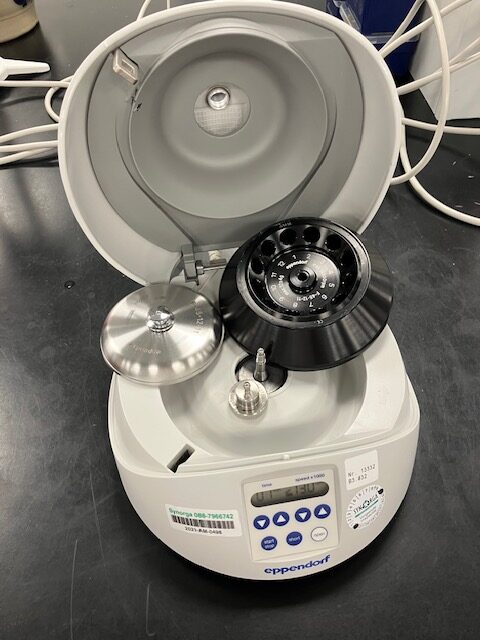 Eppendorf Mini Spin Plus Centrifuge, image 4