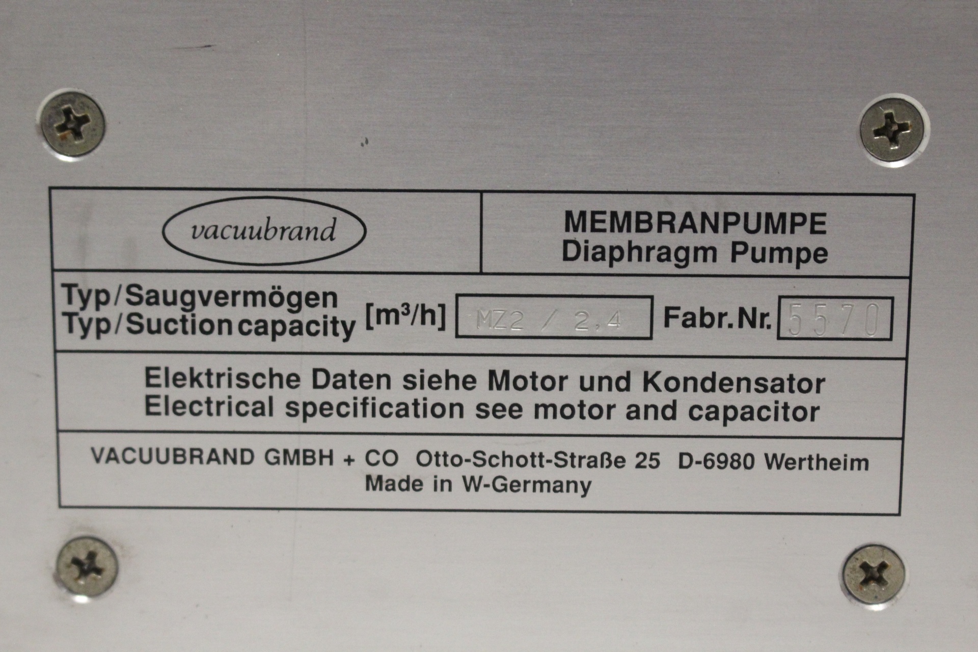 Vacuubrand MZ2 Vacuum Pump, image 2