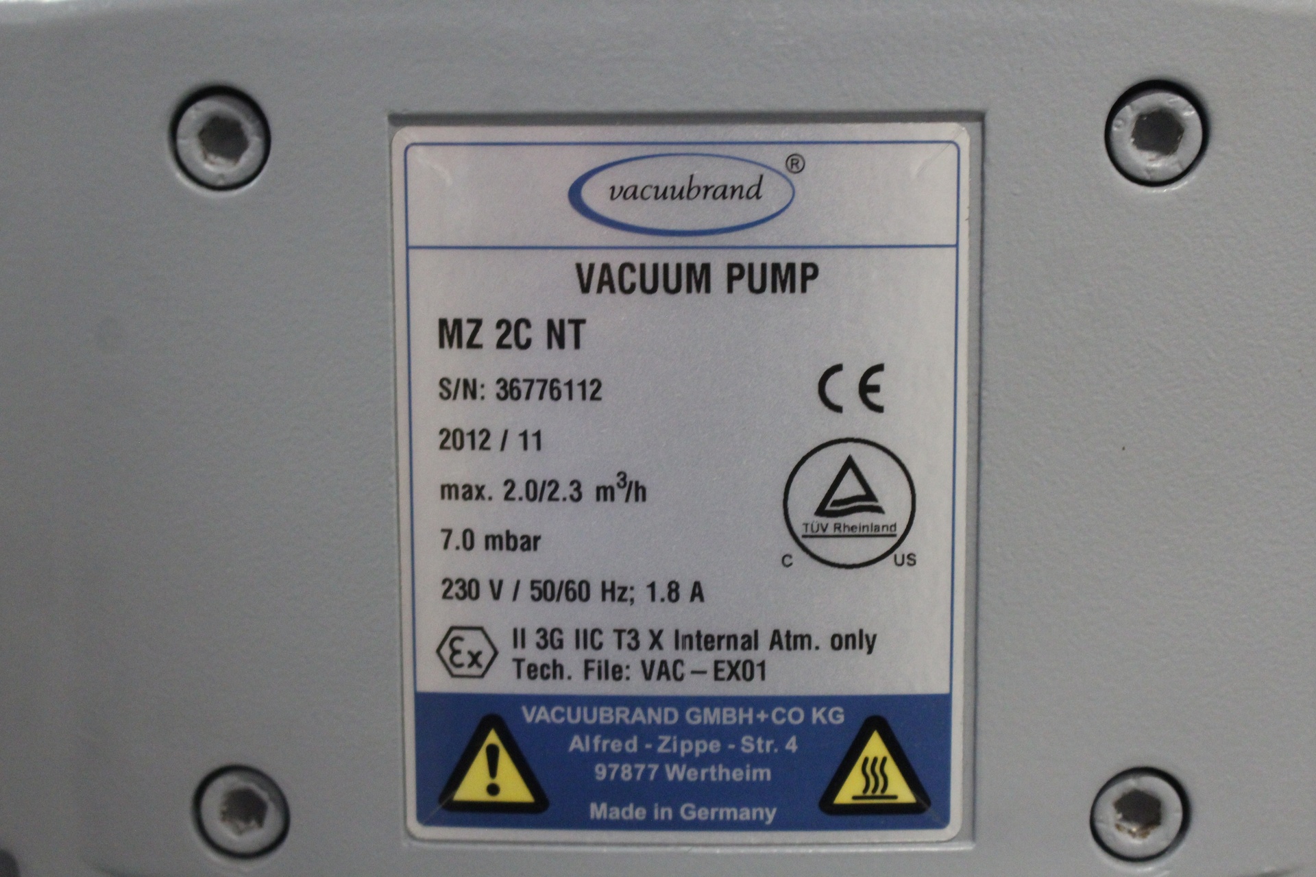 Vacuubrand MZ 2C NT Vacuum Pump, image 3
