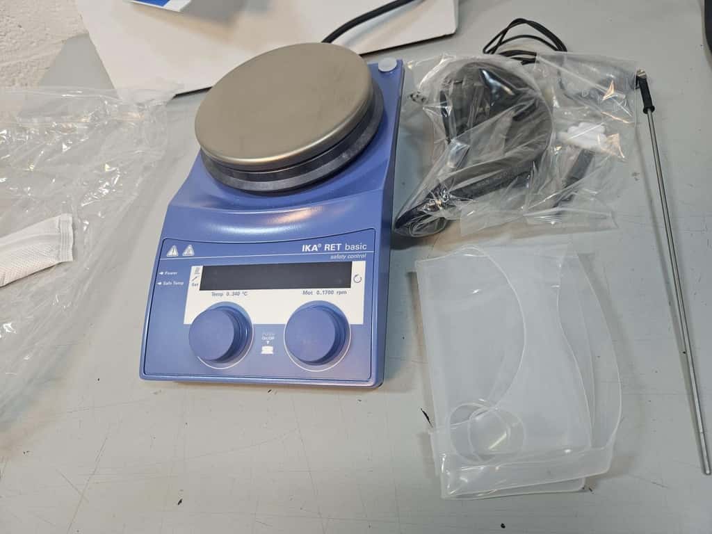 IKA RET basic safety control Magnetic Hotplate Stirrer, image 2