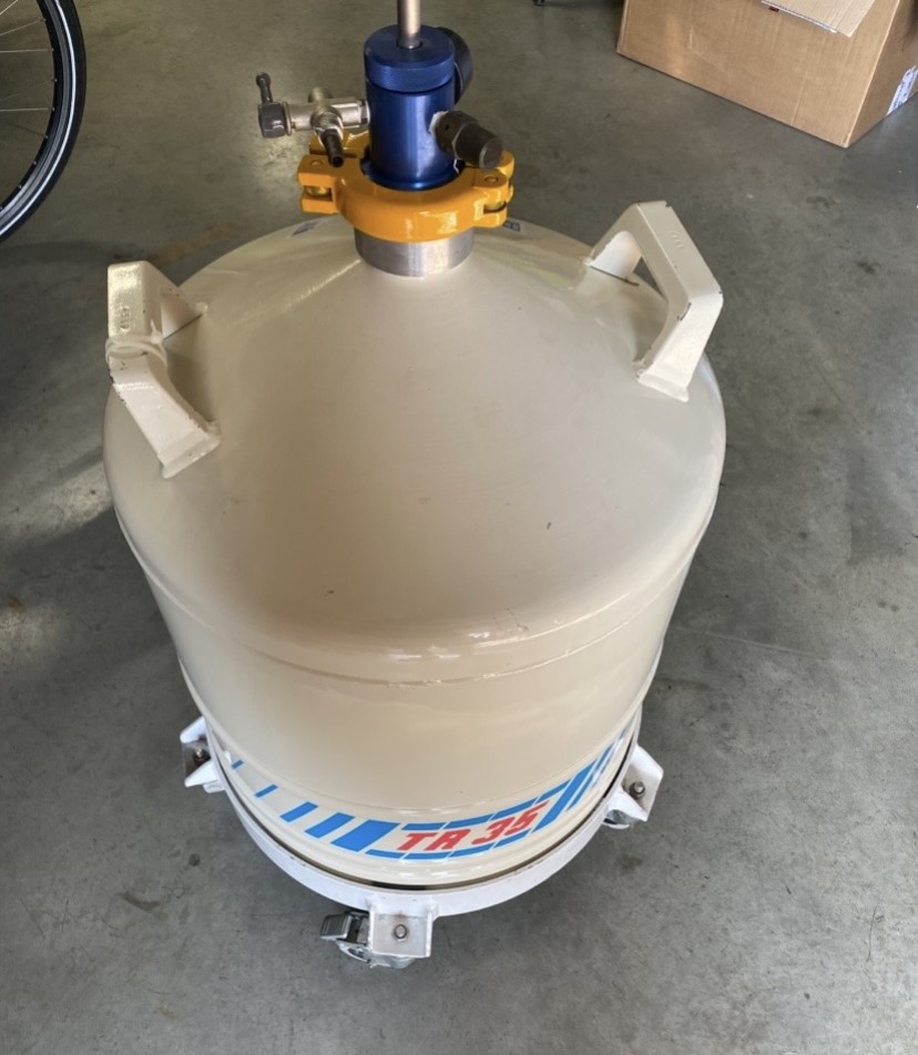 Air Products TR35 Liquid Nitrogen Vessel – with Deeptube and Valve