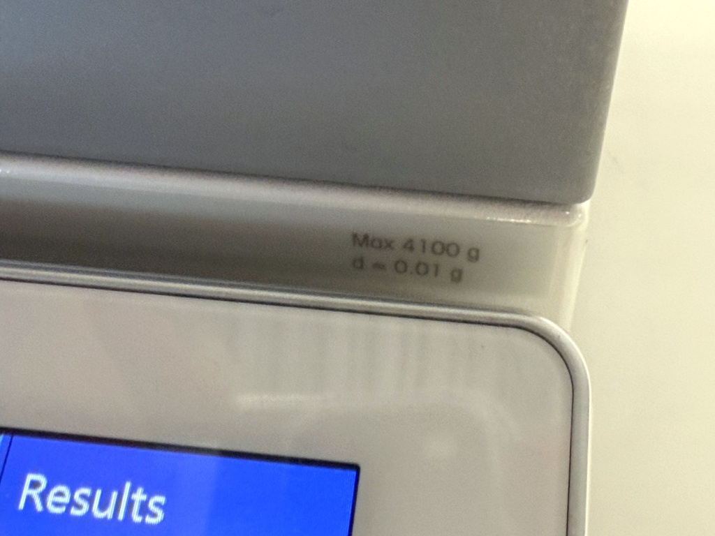 Mettler Toledo XPR4002S Precision Balance, image 3