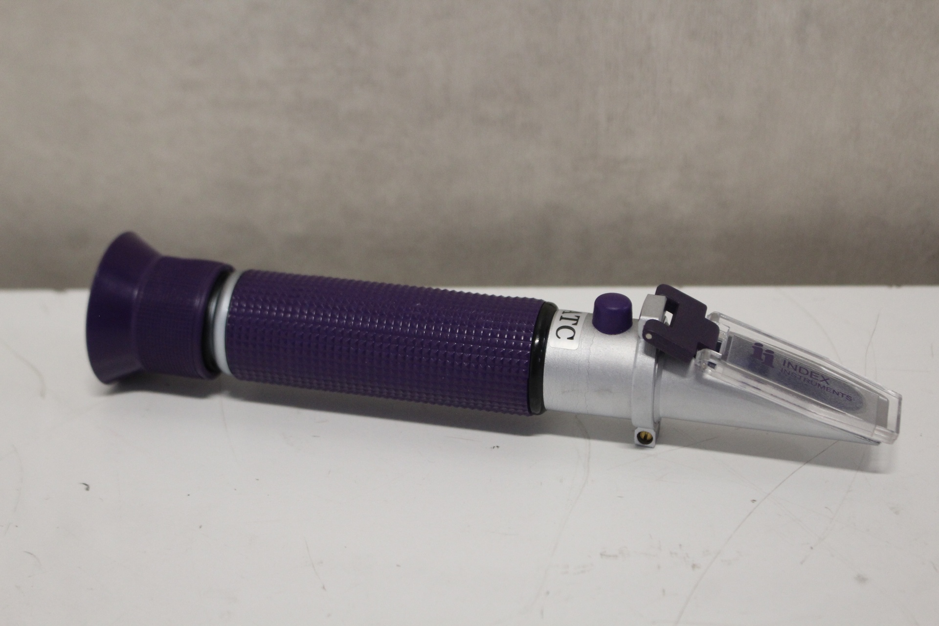 Index Instruments REF 111 Brix/ATC Hand Held Visual Refractometer