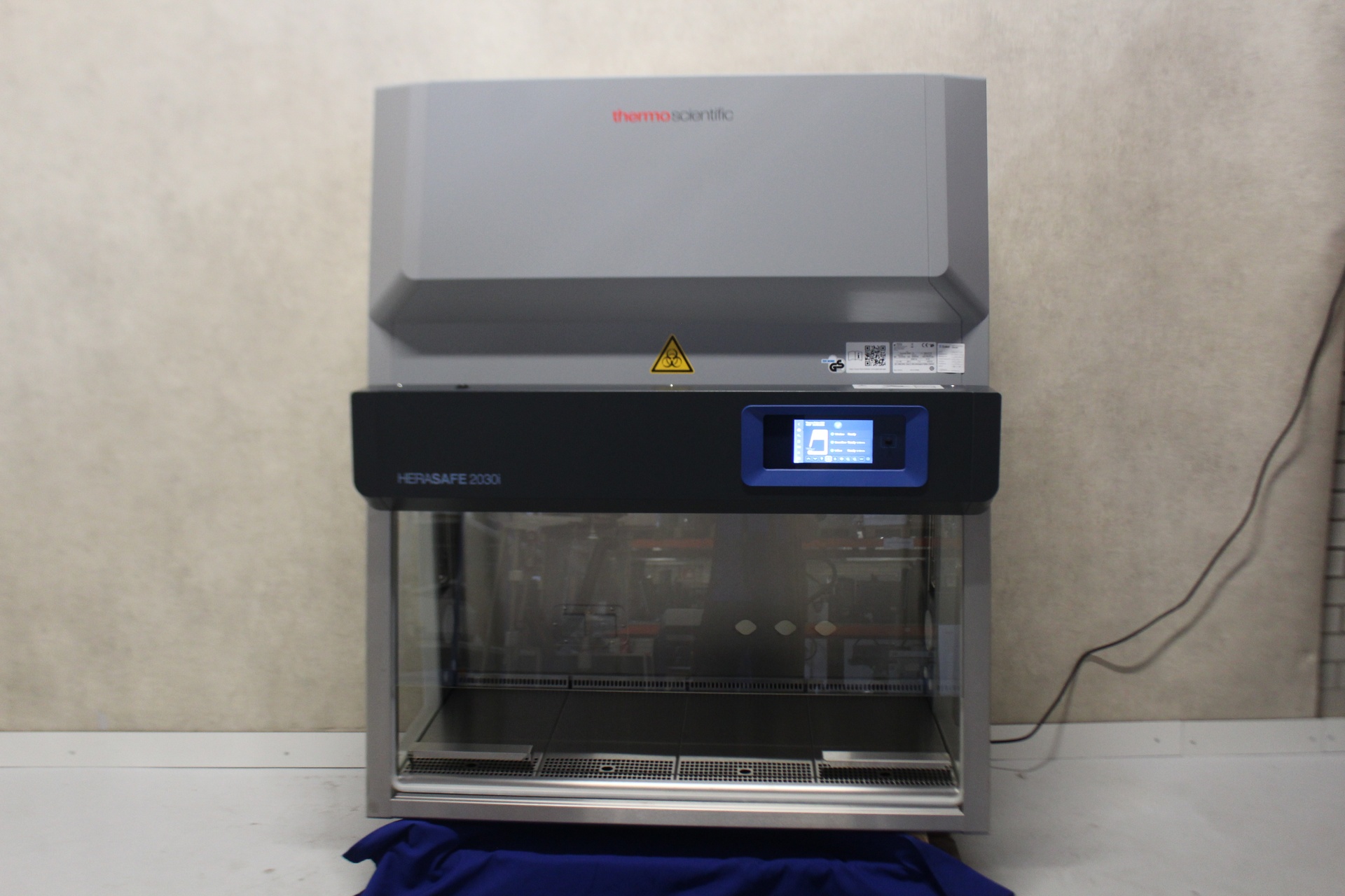 Thermo Scientific Herasafe 2030i Microbiological Safety Cabinet (1.2 m)