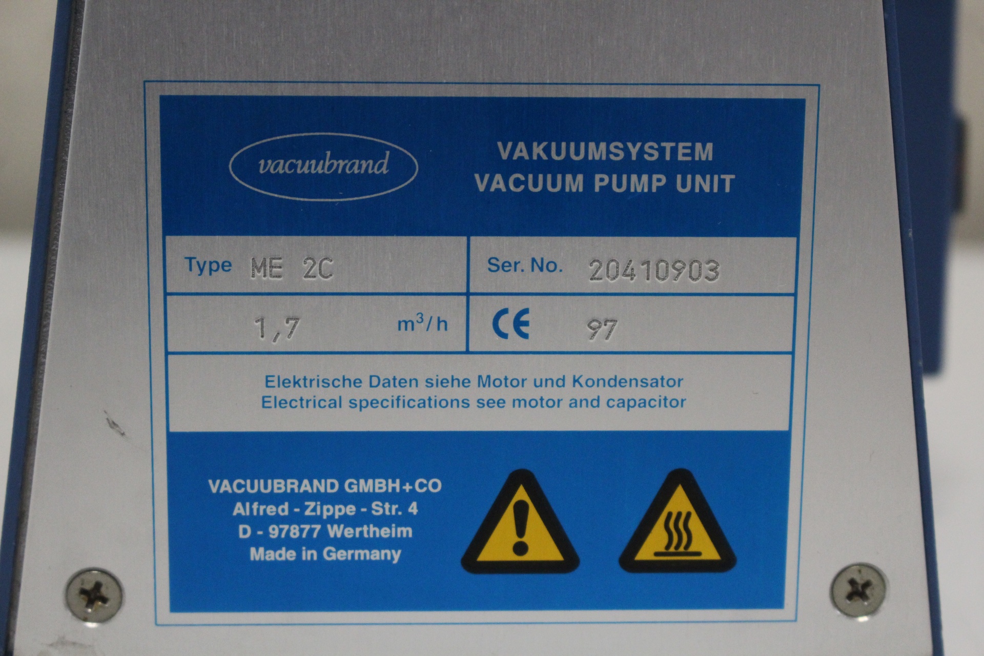Vacuubrand ME 2C Vacuum Pump, image 2