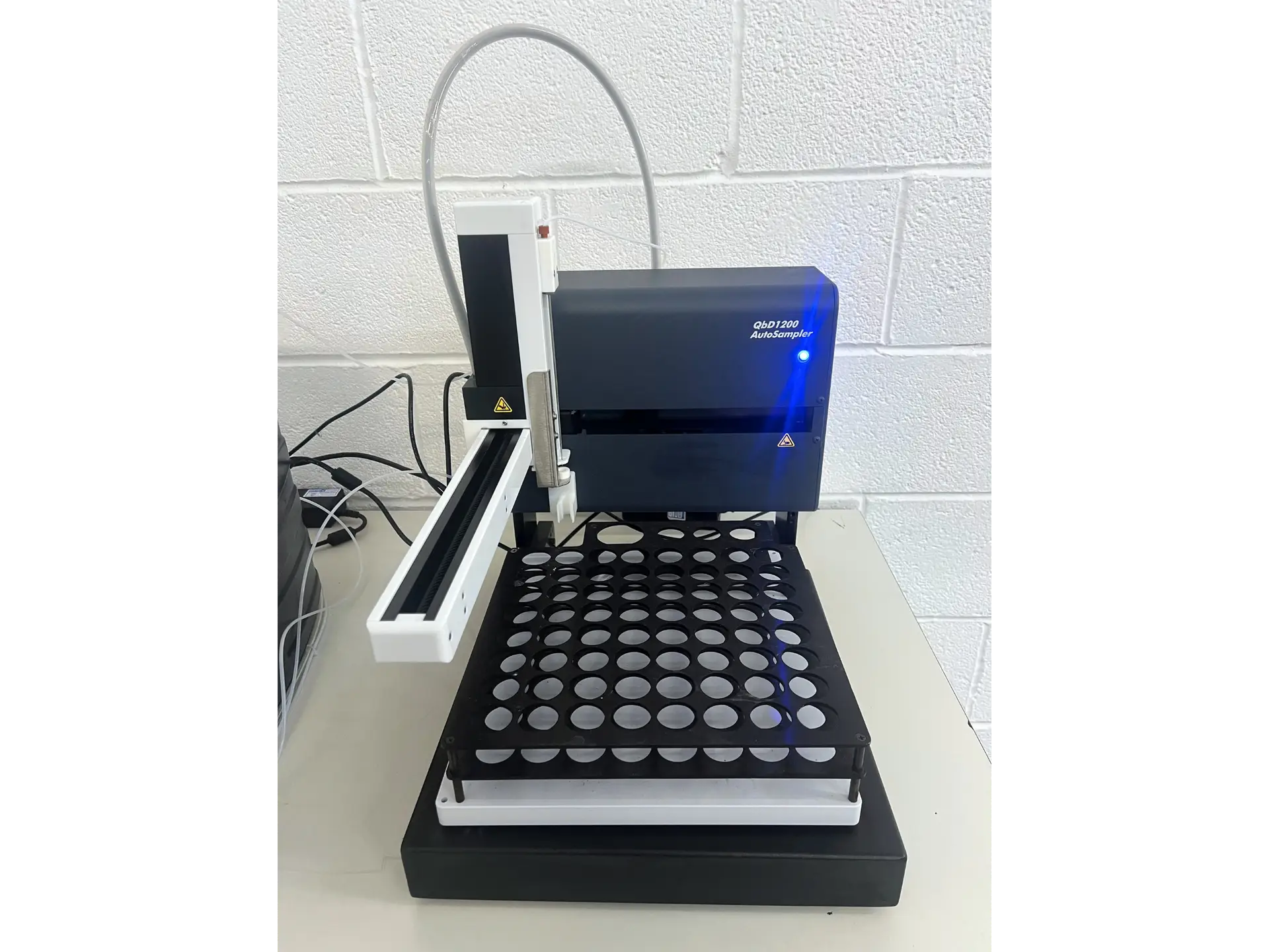 Beckman Coulter QbD 1200, image 5