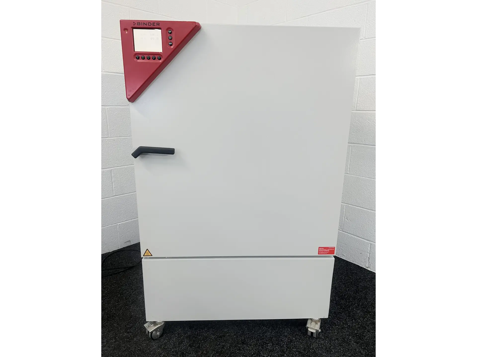 Binder KMF 240 Climate Chamber