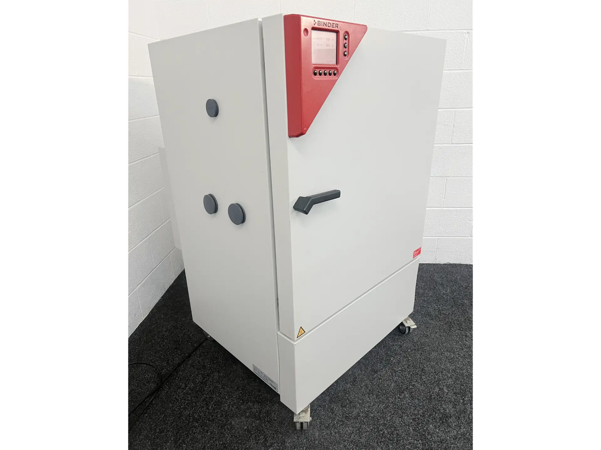 Binder KMF 240 Climate Chamber, image 2