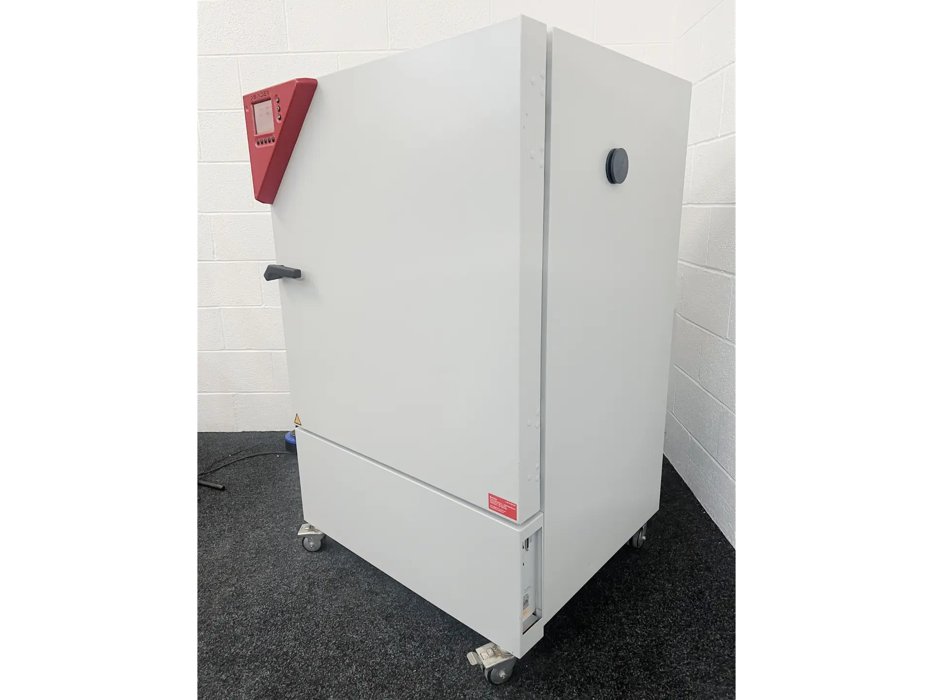 Binder KMF 240 Climate Chamber, image 3