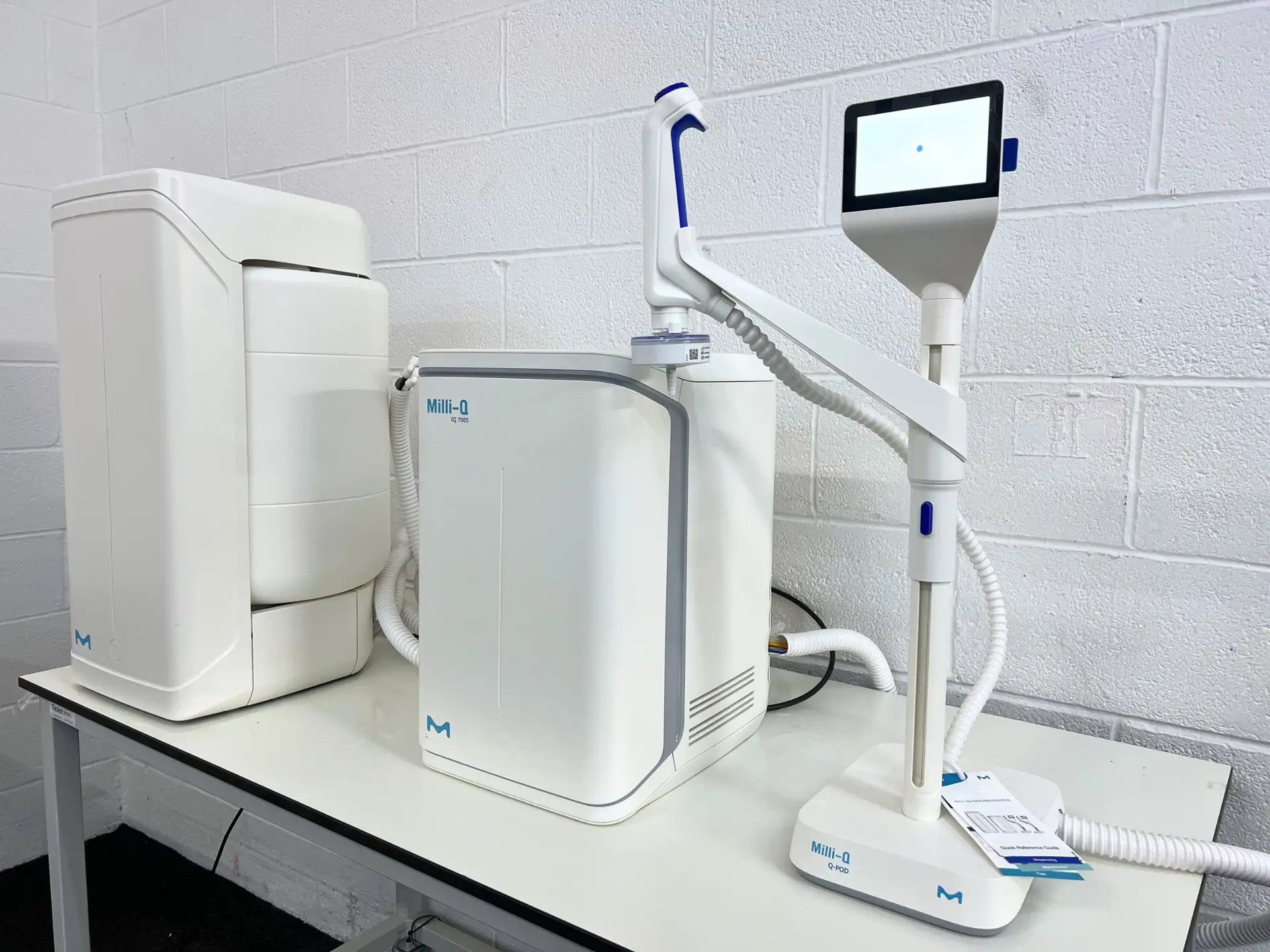 Millipore Milli-Q IQ 7005 Water Purification System, image 2