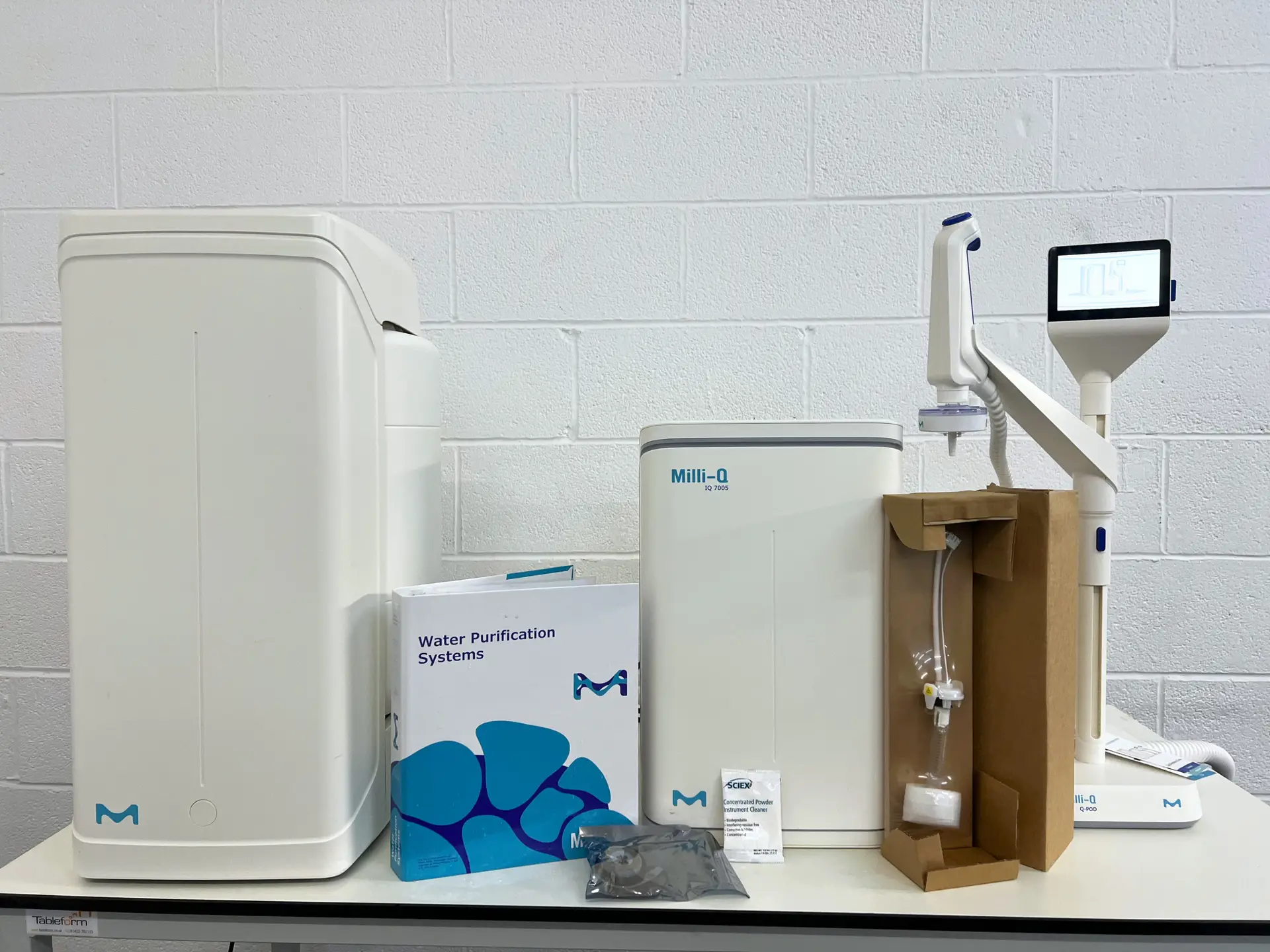 Millipore Milli-Q IQ 7005 Water Purification System, image 4