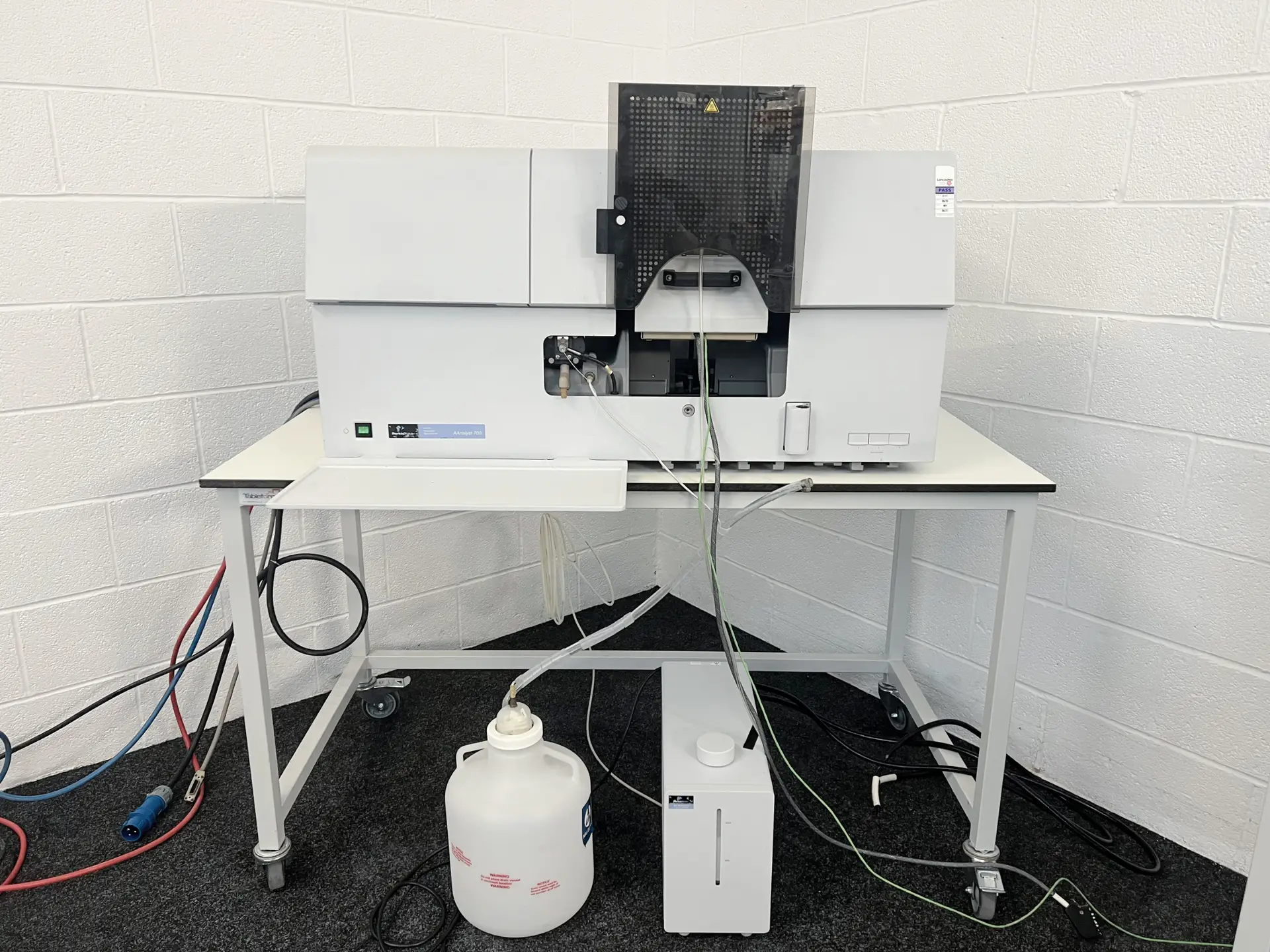 PerkinElmer AAnalyst 700 Atomic Absorption Spectrometer, image 2