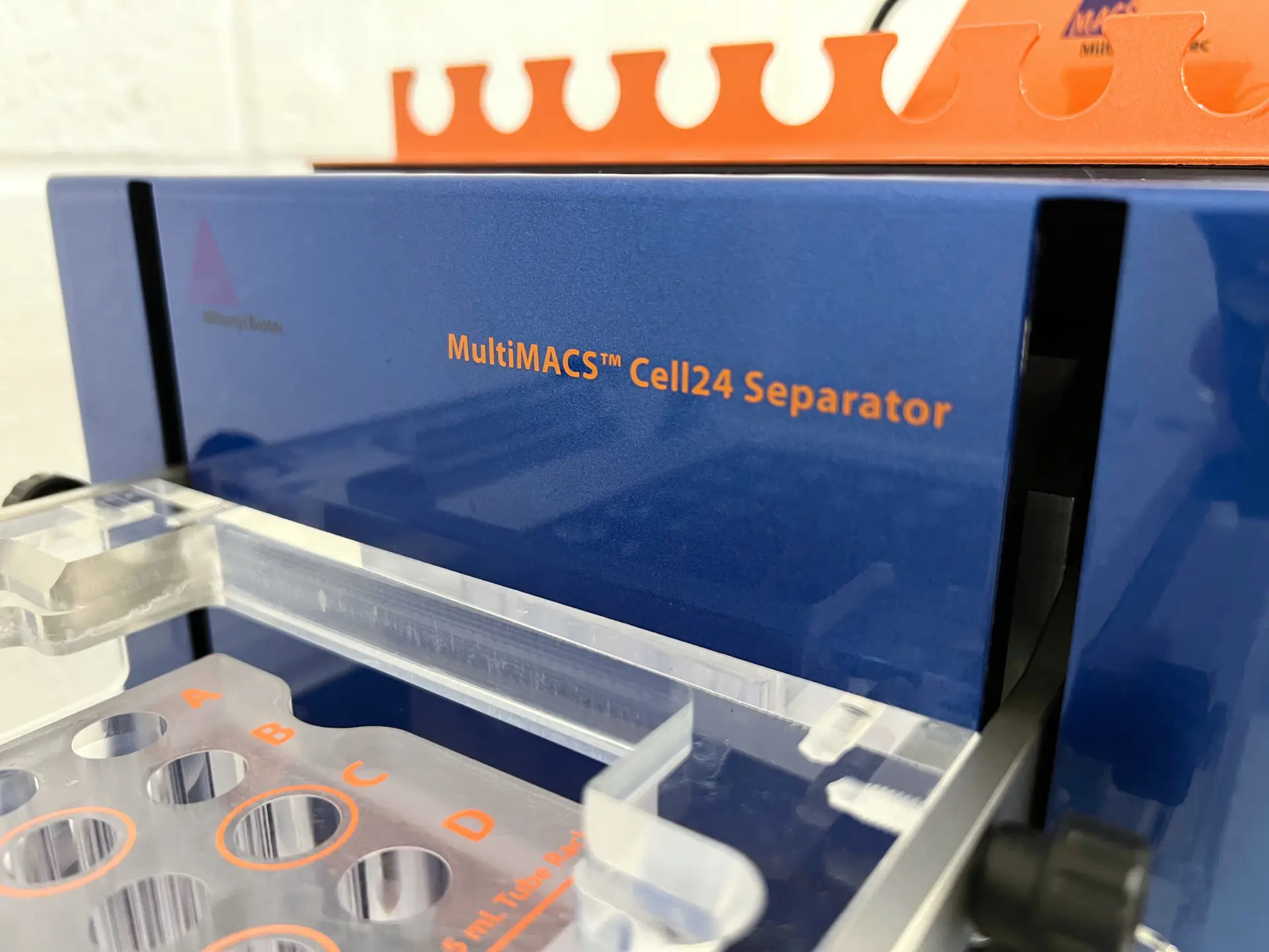 Miltenyi Biotec MultiMACS Cell24 Separator Plus, image 8