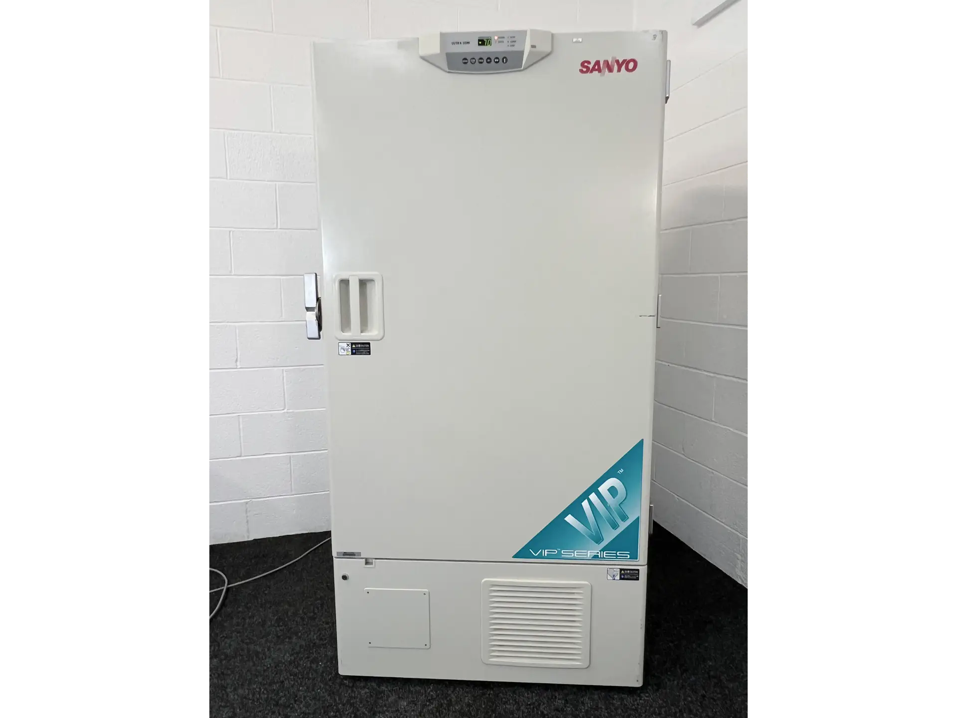 Sanyo MDF-U73V ULT Freezer