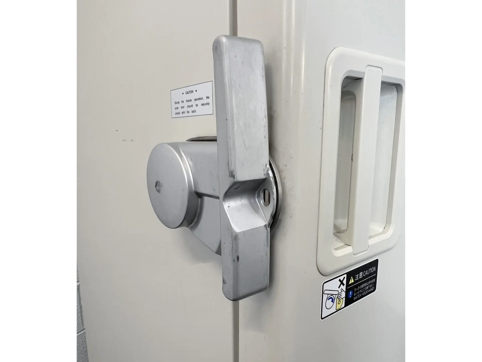 Sanyo MDF-U73V ULT Freezer, image 8