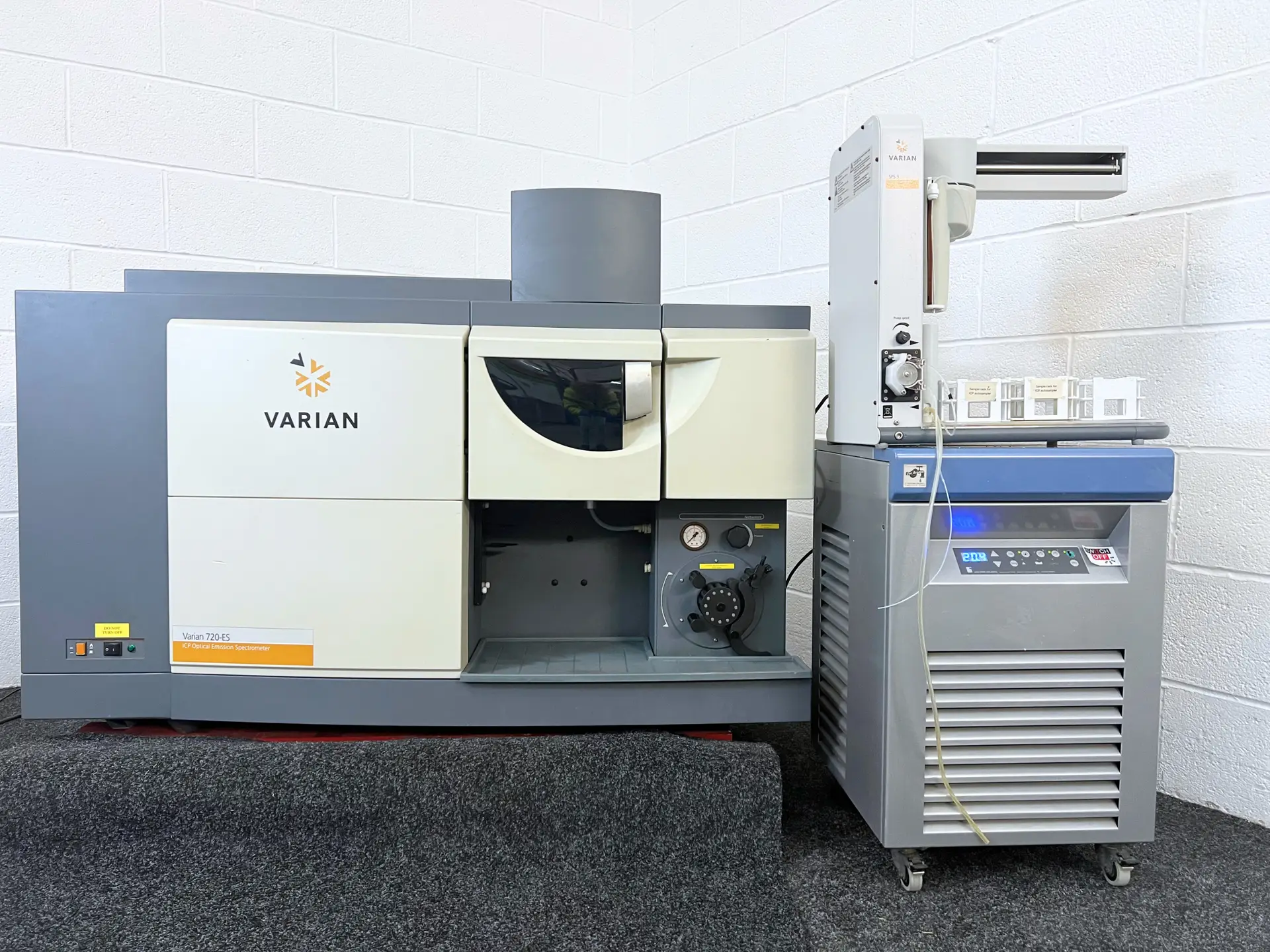 Varian 720-ES ICP-OES Spectrometer