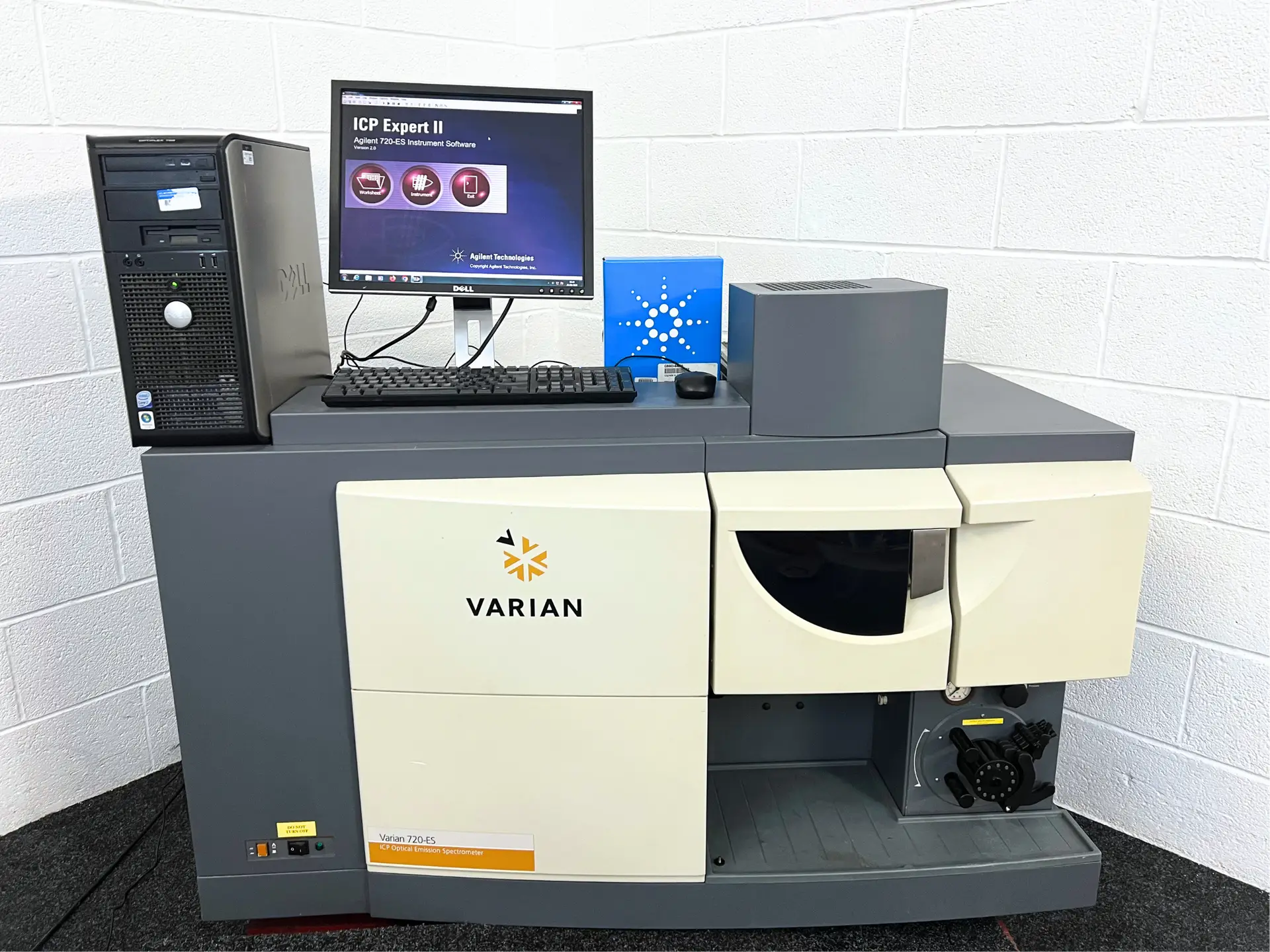 Varian 720-ES ICP-OES Spectrometer, image 2
