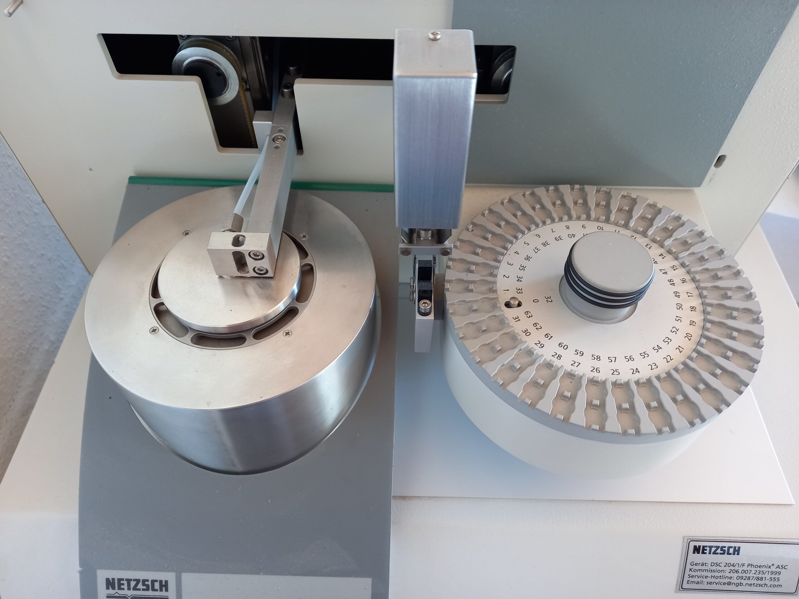 Netzsch DSC 204 Phoenix Differential Scanning Calorimeter, image 3