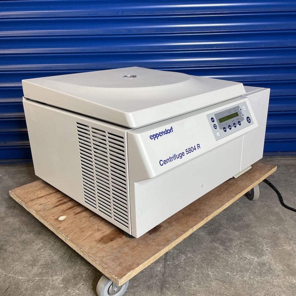 Eppendorf 5804R Refrigerated Centrifuge with 4 x 250ml Swing Out Rotor, image 2