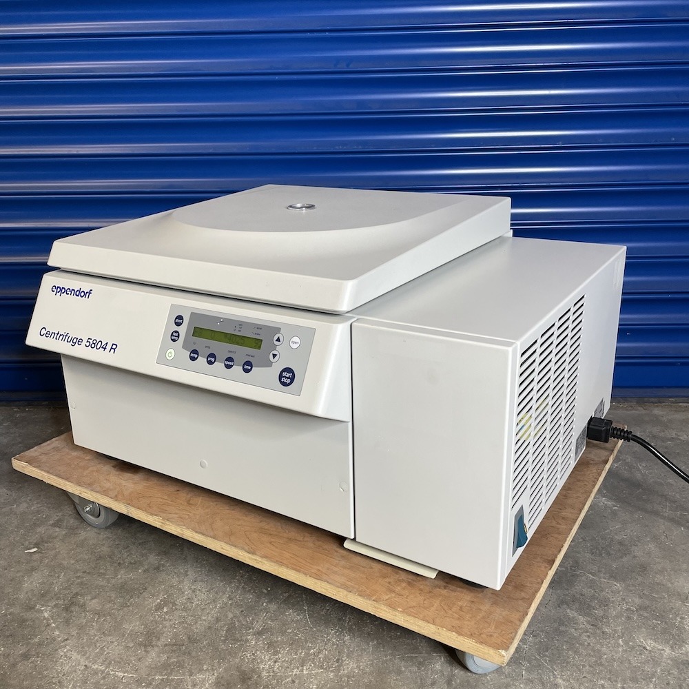 Eppendorf 5804R Refrigerated Centrifuge with 4 x 250ml Swing Out Rotor, image 3