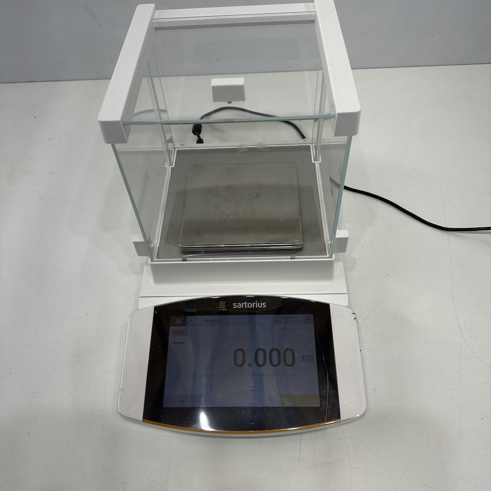 Sartorius Cubis II Precision MCA-623S-2S00-E Balance 620g x 1mg, image 2