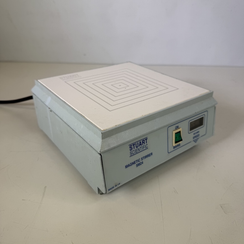 Stuart SM24 Ceramic-Top Magnetic Stirrer, image 2