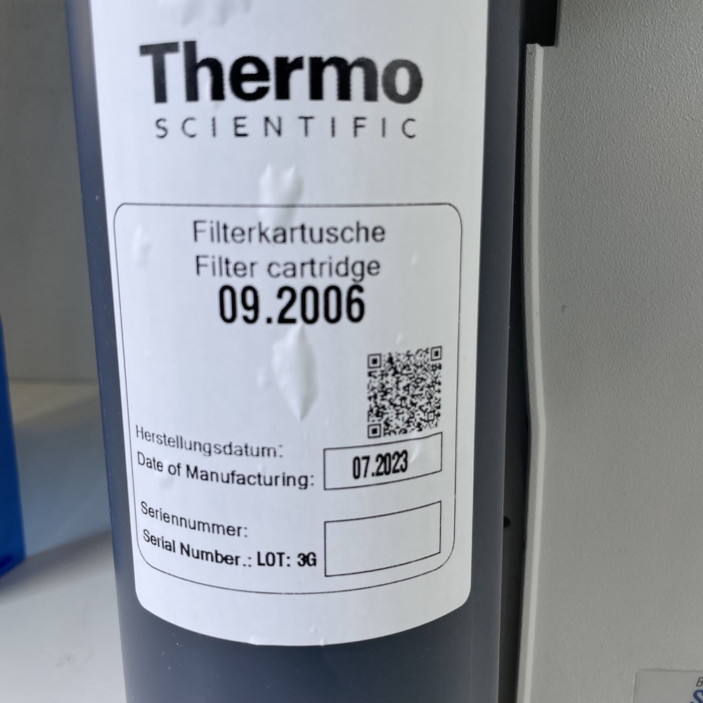 Thermo Scientific Barnstead Smart2Pure 6 UV/UF Water Purification System 50129887, image 5