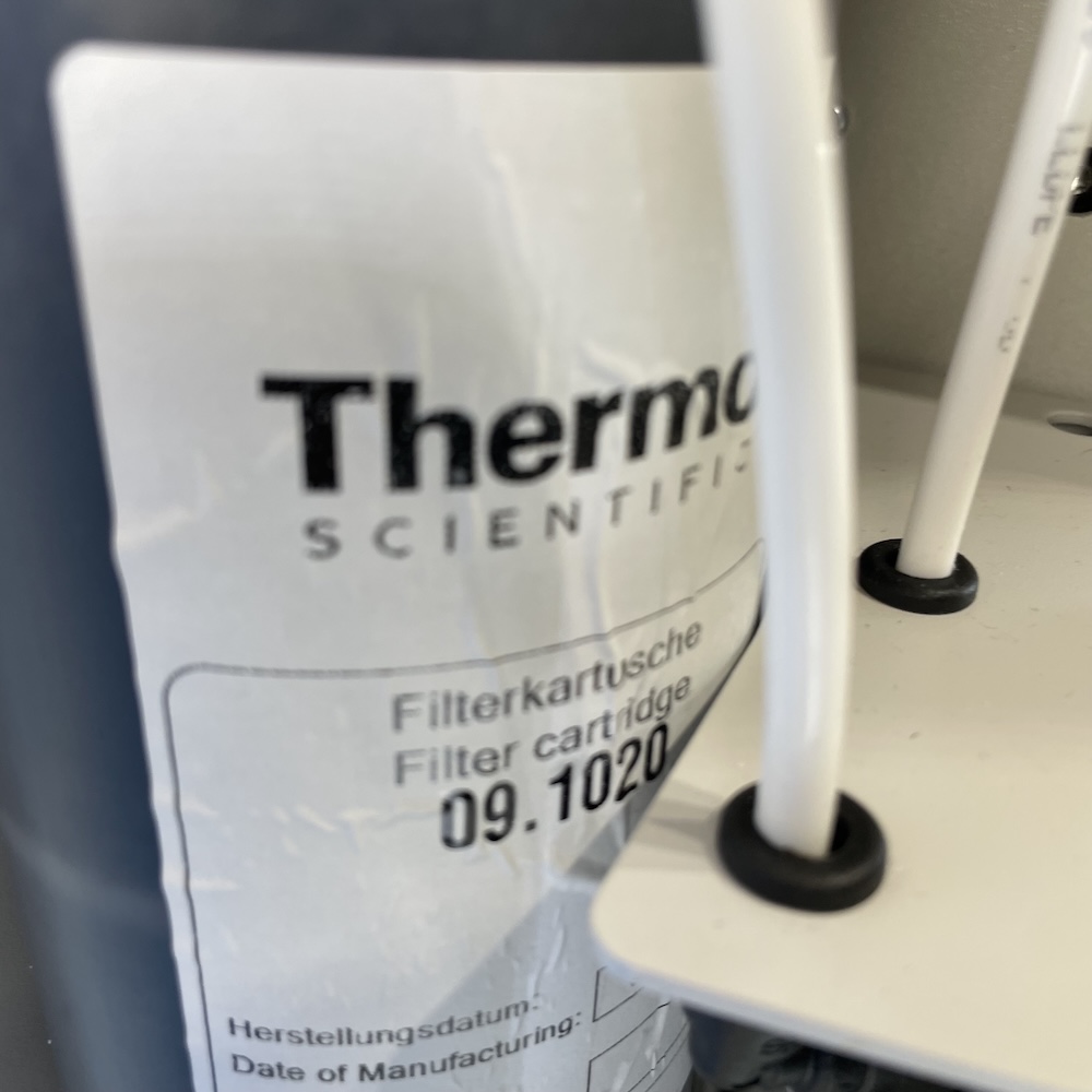 Thermo Scientific Barnstead Smart2Pure 6 UV/UF Water Purification System 50129887, image 6