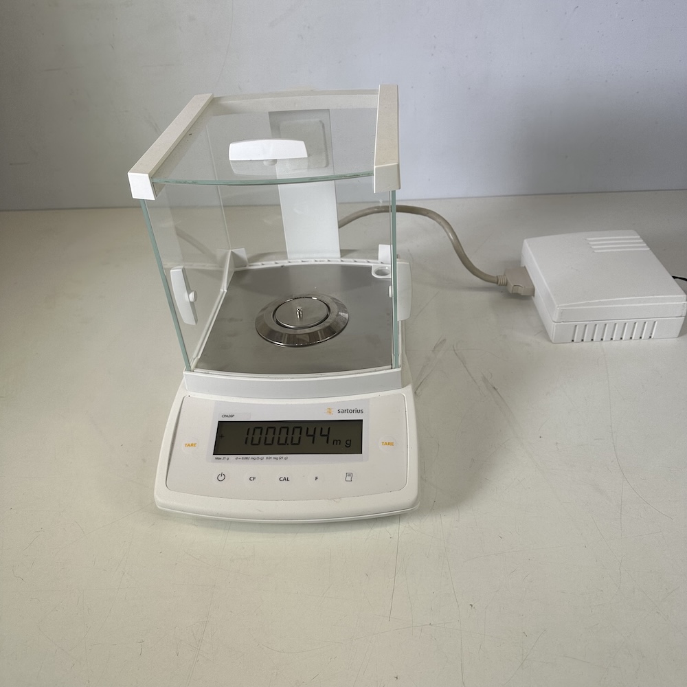 Sartorius CPA26P Dual Range Micro Balance 5g x 0.002mg & 21g x 0.01mg, image 2