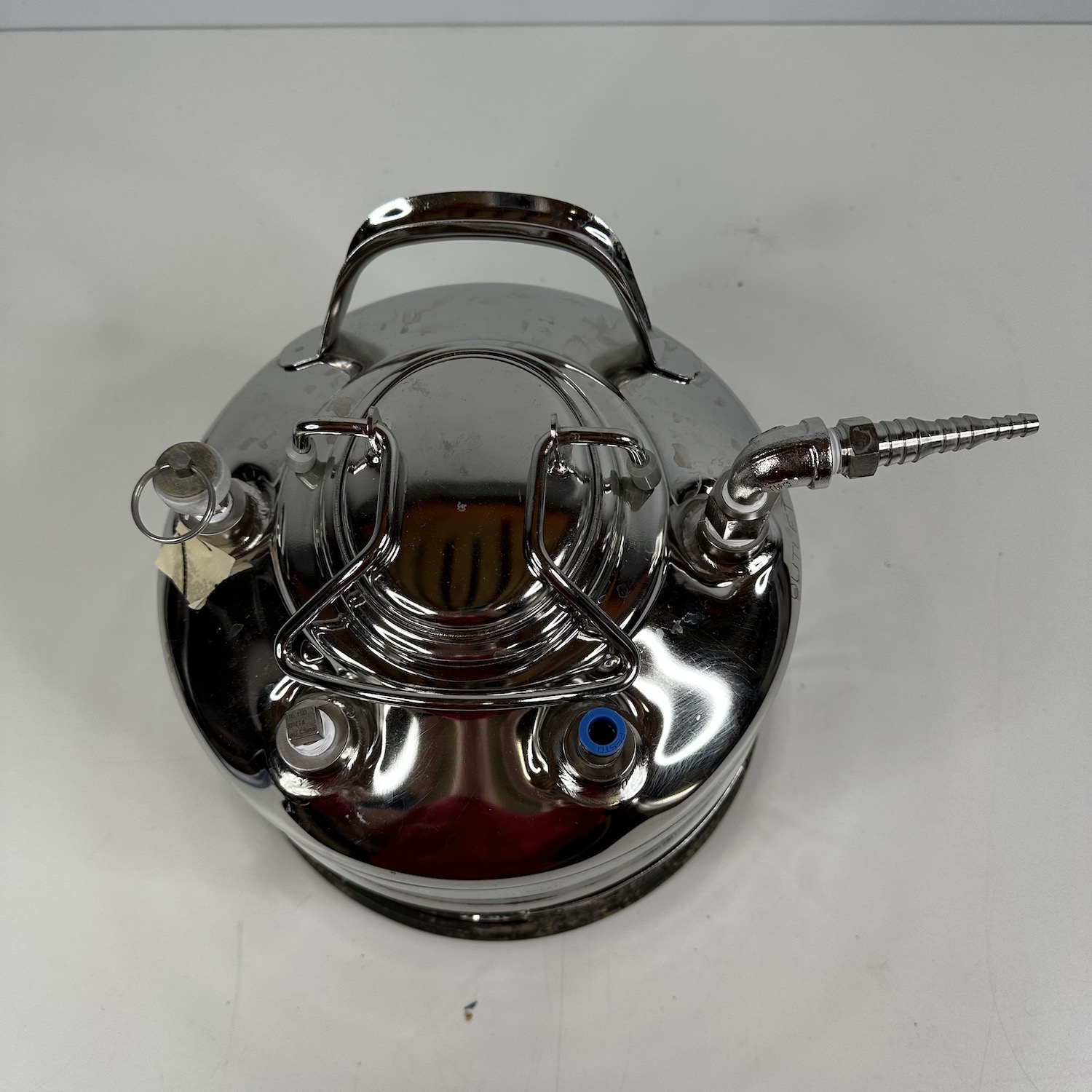 Millipore XX6700P01 Stainless Steel Dispensing Pressure Vessel (1 gal)