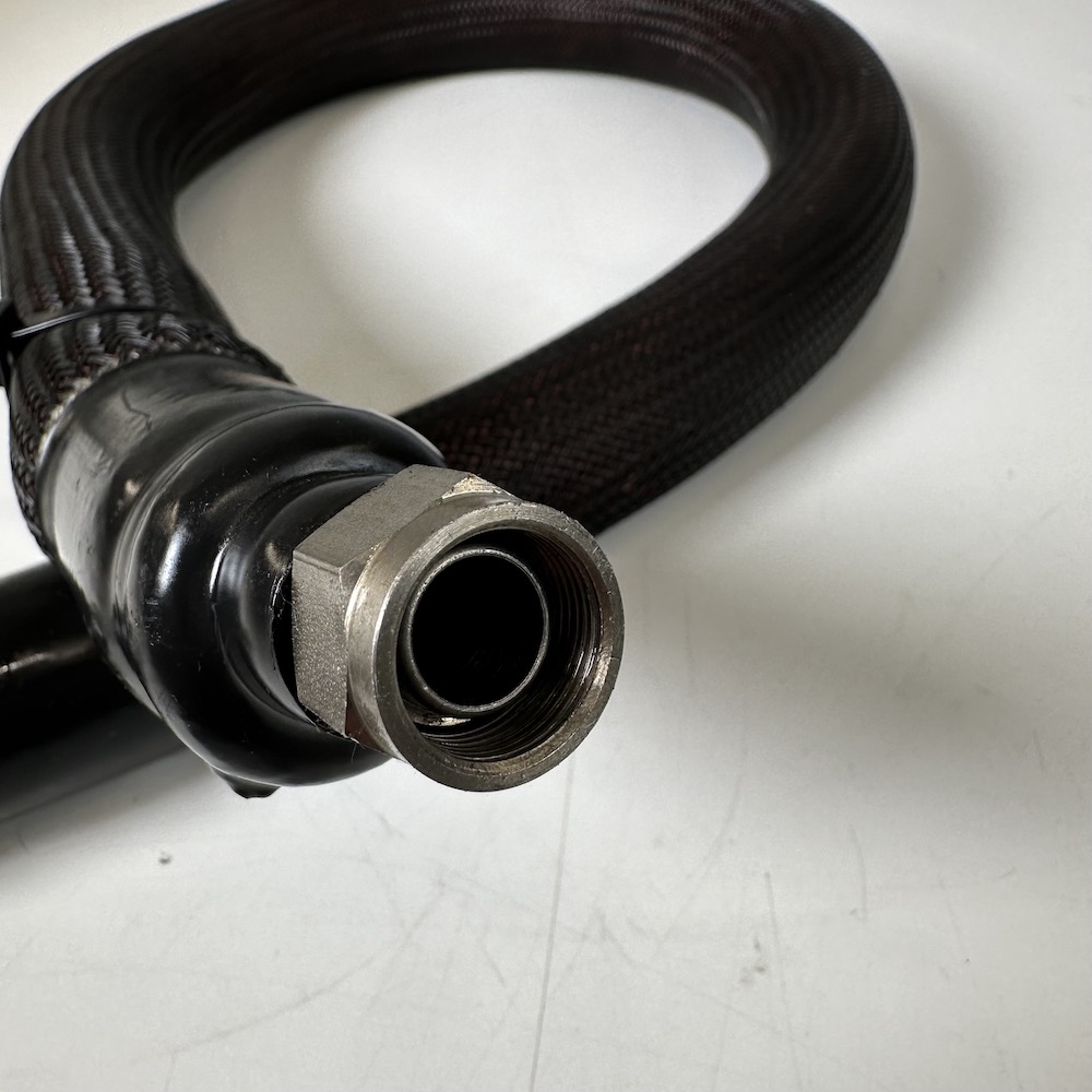 Huber Hose Liquid Transfer for Heated Refrigerated Circulator Systems M16x1