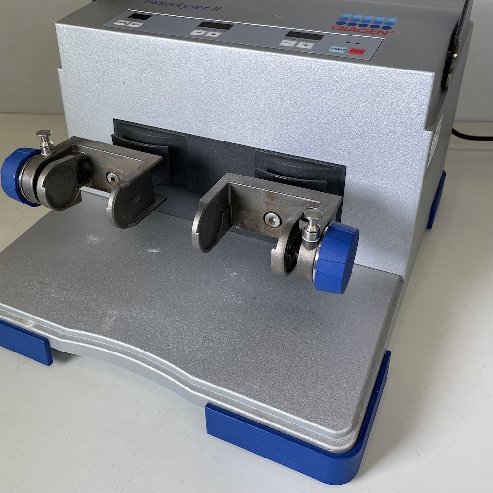 Qiagen Tissuelyser Homogeniser Bead Mill 2 20.747.0001 Retsch MM400, image 4