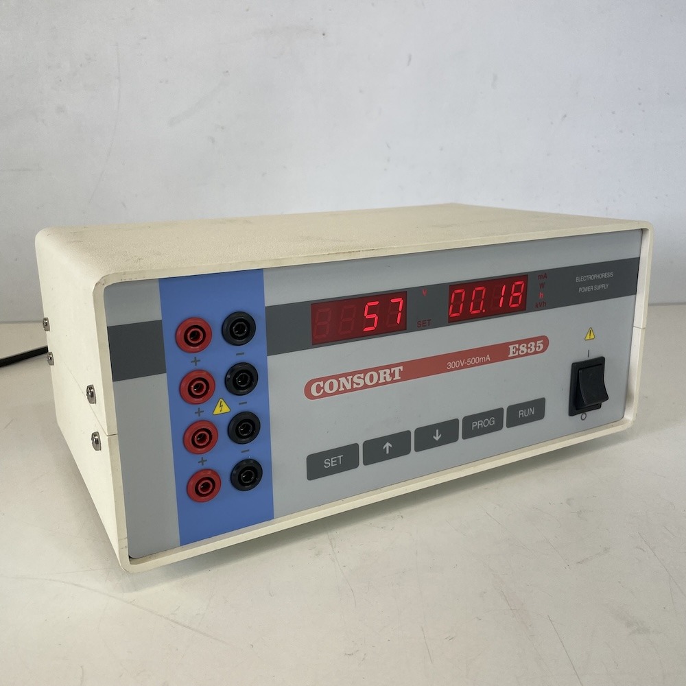 Consort E835 Electrophoresis Power Supply, image 3