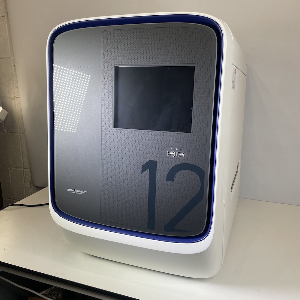 Applied Biosystems QuantStudio 12K Flex Real-Time PCR System (384/96-well)