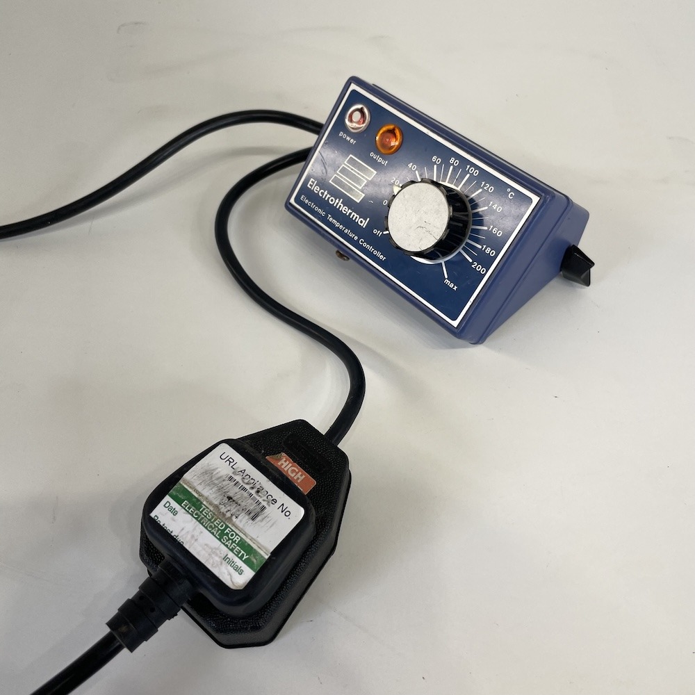 Electrothermal MC732 Temperature Controller Analogue for Heating Mantle