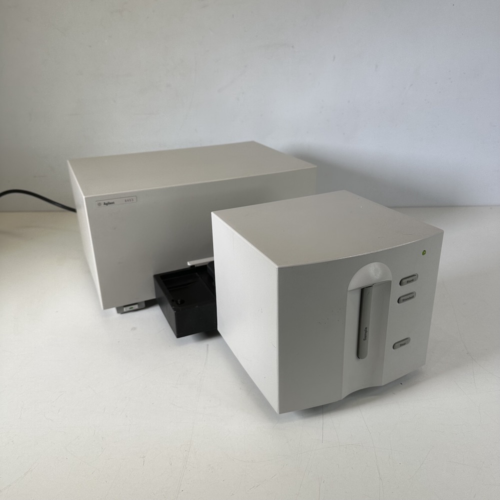 Agilent 8453 G1103A UV/VIS Spectrophotometer with Single Cell Holder 1cm