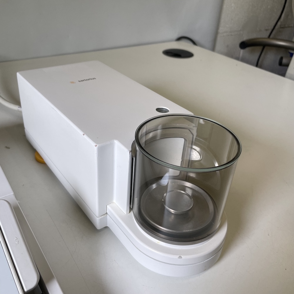 Sartorius Cubis MSA3.6P-000-DM Microbalance (3.6 g x 0.001 mg), image 2