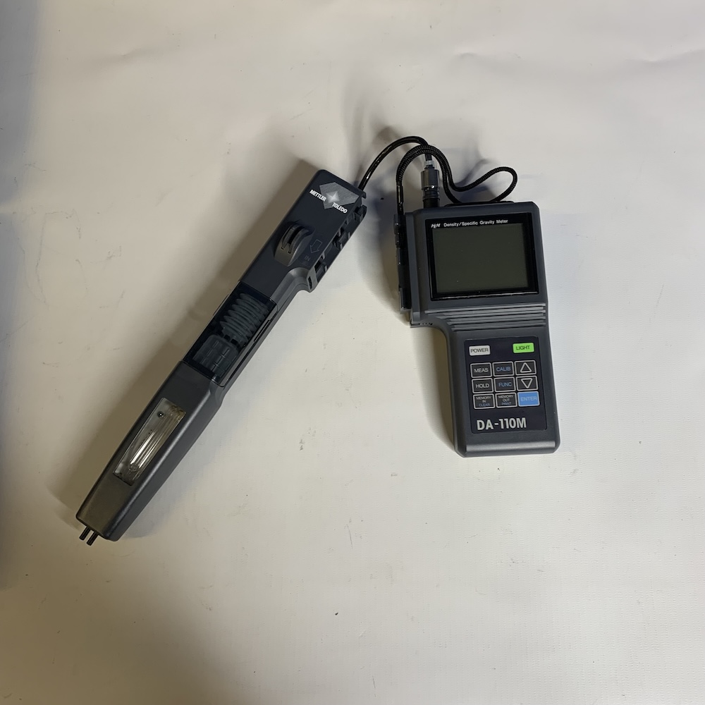 Mettler Toledo KEM DA-110M Density Specific Gravity Meter, image 2