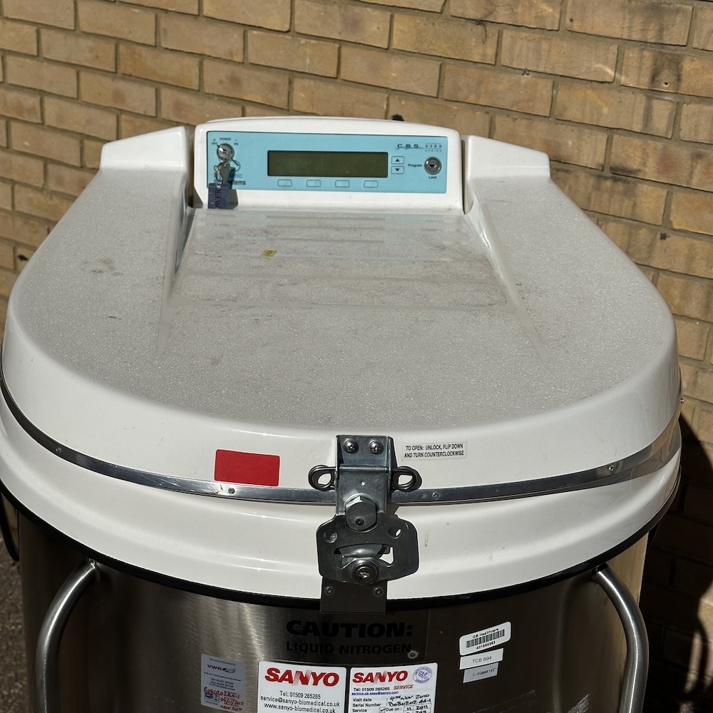 Custom BioGenic Systems V-1500AB Isothermal Liquid Nitrogen Freezer (30 L), image 3