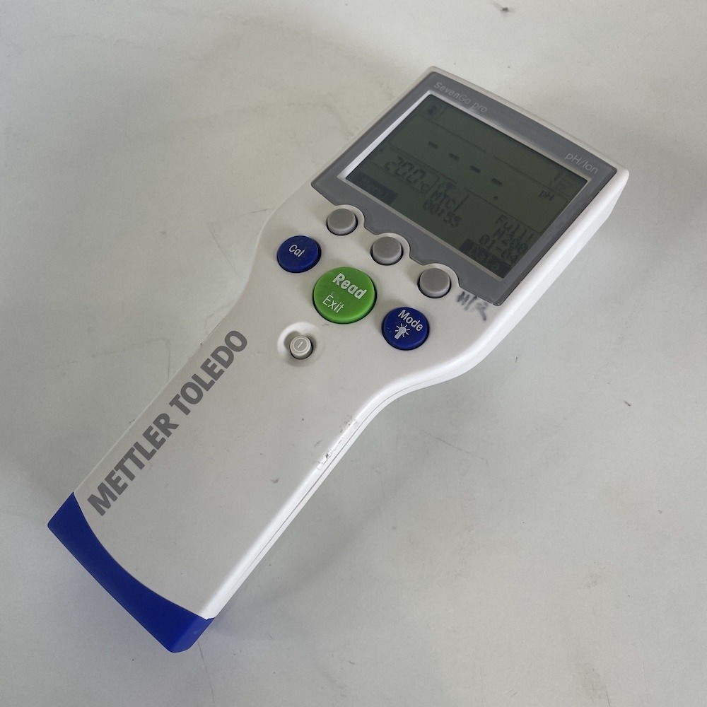 Mettler Toledo pH, mv, ORP Meter SevenGo pro Hand Held 51302580 SG8