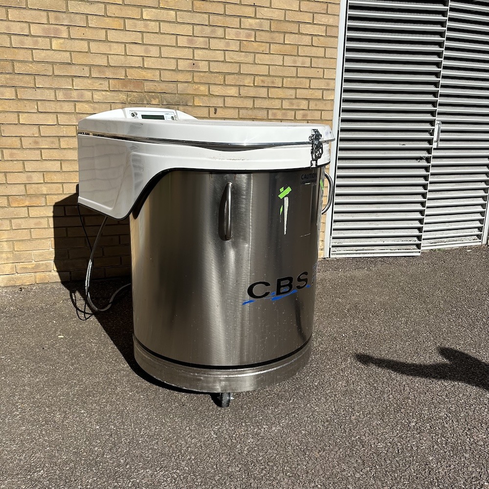 Custom BioGenic Systems V-3000AB Isothermal Liquid Nitrogen Freezer (70 L)