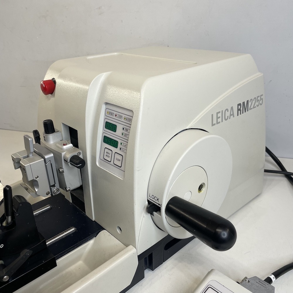 Leica RM2255 Automatic Rotary Microtome, image 4