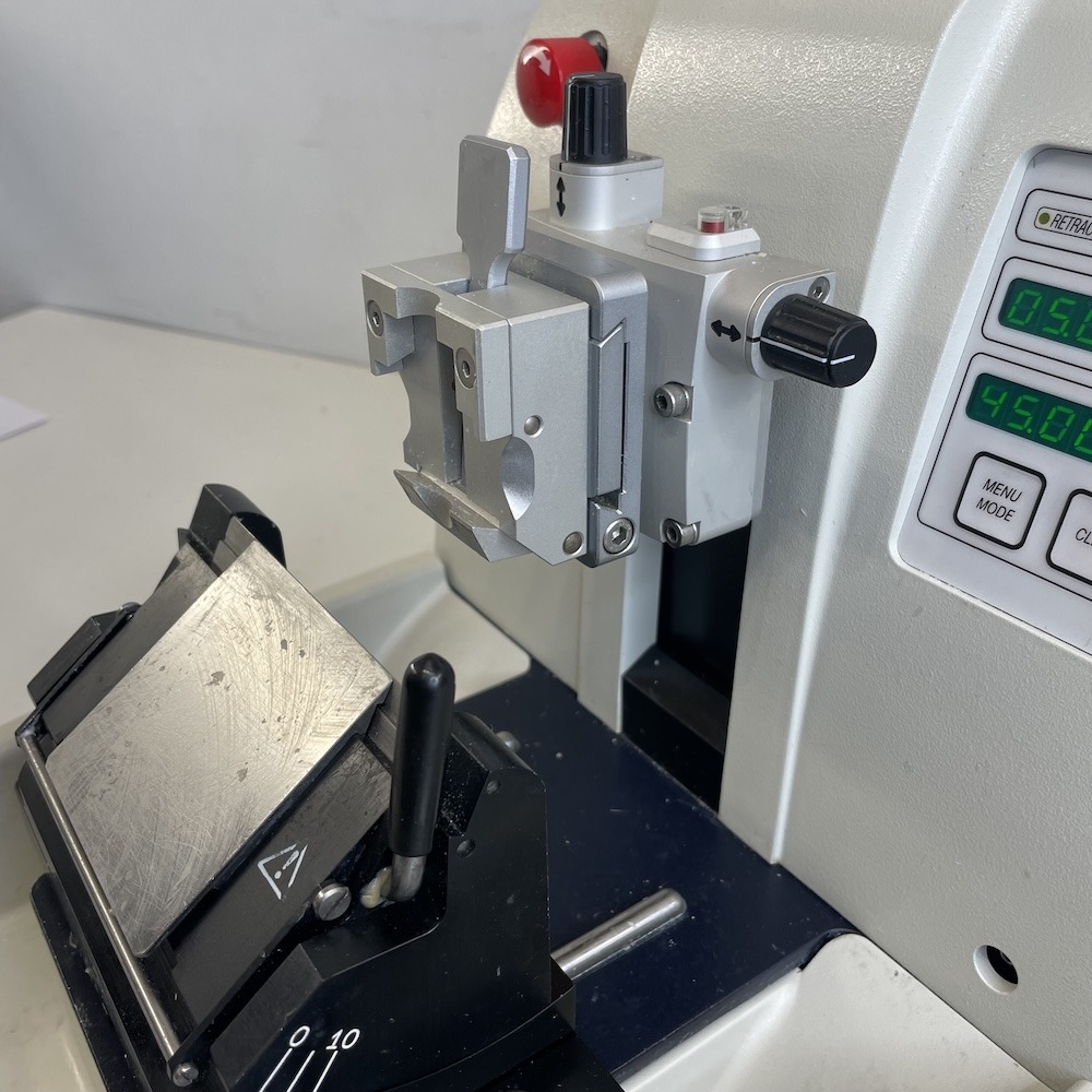 Leica RM2255 Automatic Rotary Microtome, image 5