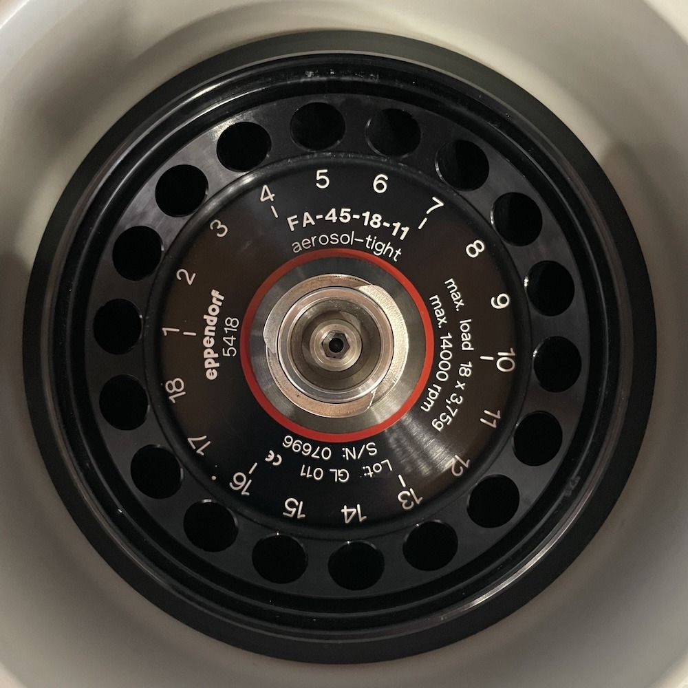 Eppendorf 5418 Microcentrifuge + Sealed Rotor FA-45-18-11, image 6