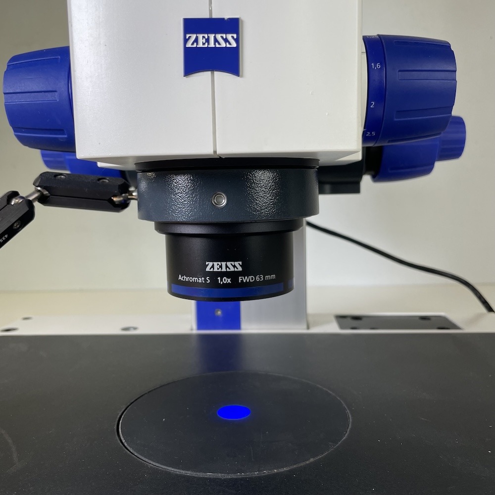 Zeiss steREO Discovery.V8 Stereo Microscope, image 3