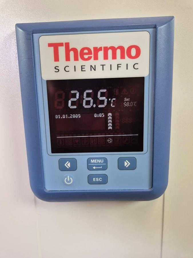 Thermo Scientific Heratherm IMH180 Incubator, image 6