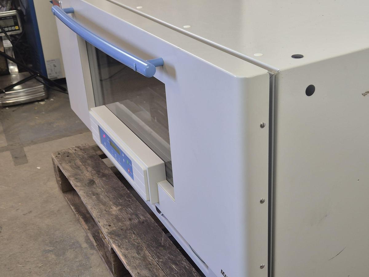Thermo Scientific MaxQ 8000 Incubated Shaker, image 9